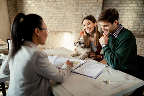 Streamlining Your Long Island Home Sale: 4 Ways a Cash Buyer Enhances the Selling Process